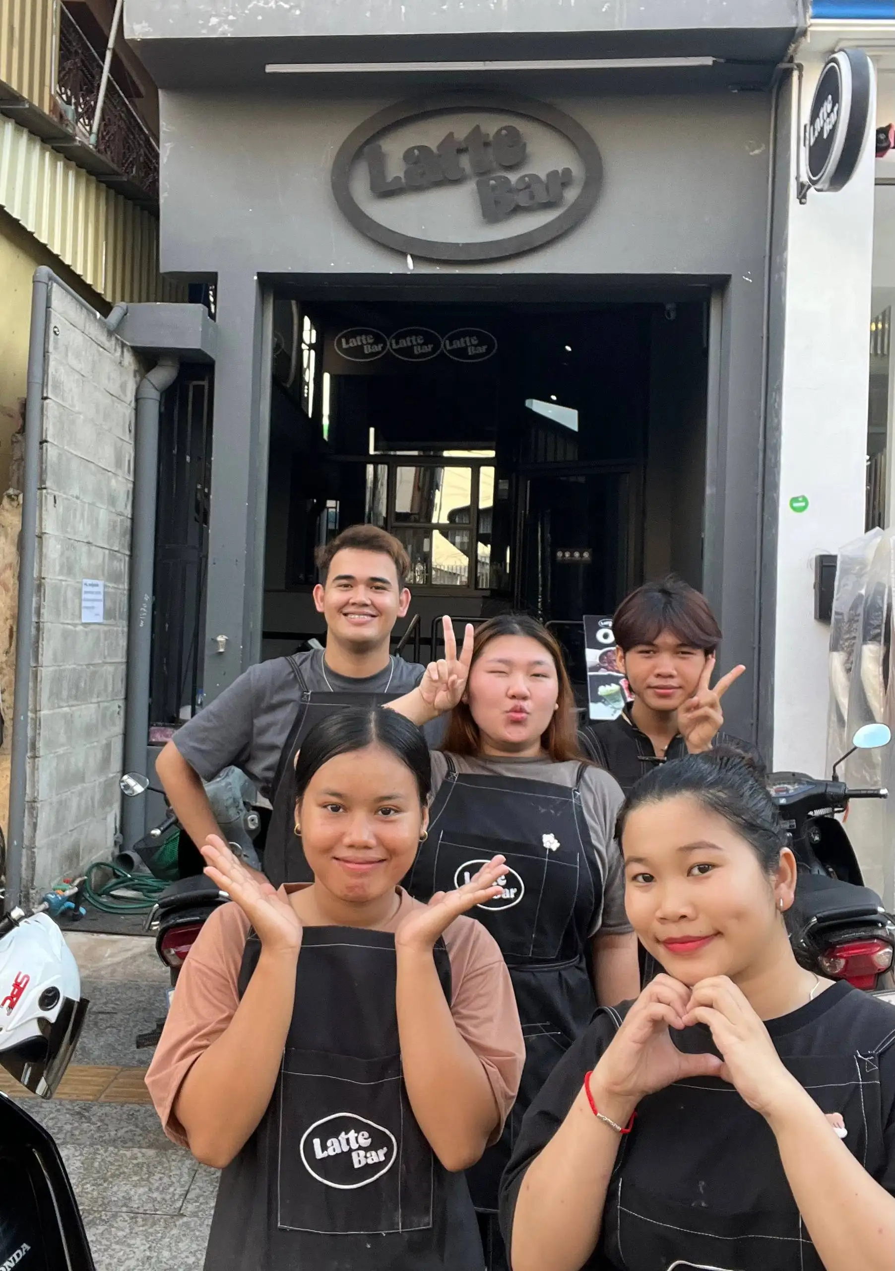Hieng Hong Minh, 2019- 2020 Owner & Manager of LATTE BAR and MING